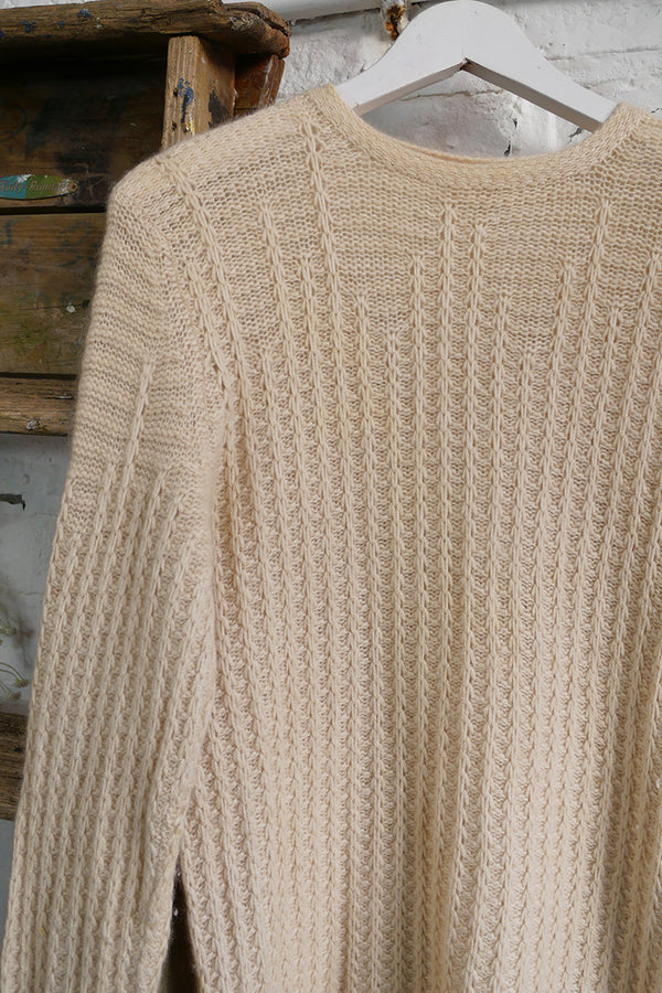 Vintage Cashmere Tunic Jumper in Loose Cable Cream - Size M by All About Audrey