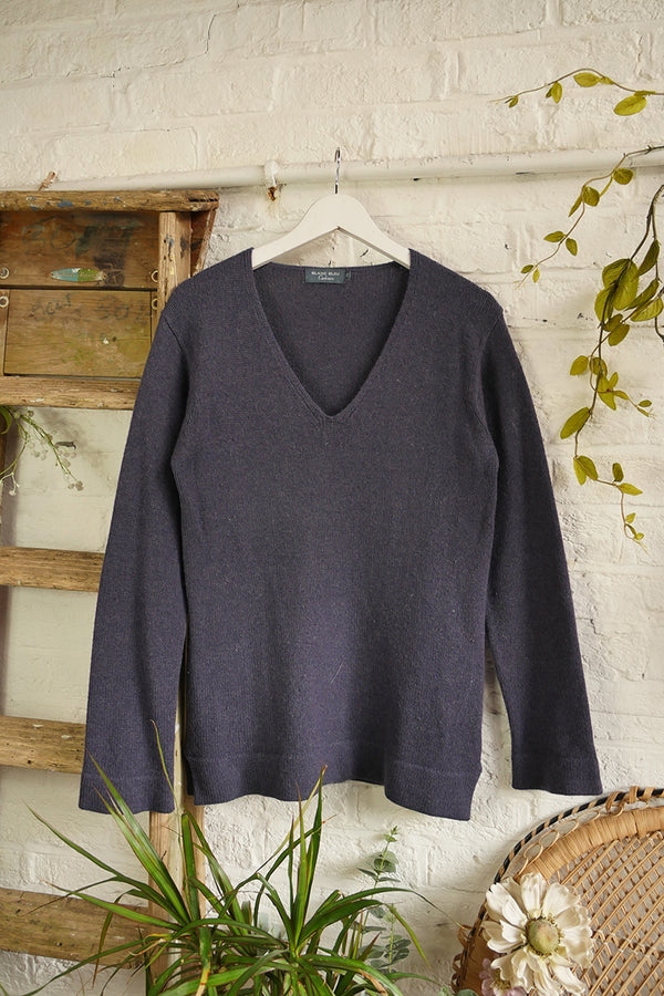 Vintage Chunky Cashmere V-Neck Jumper in Faded Denim- Size L by All About Audrey