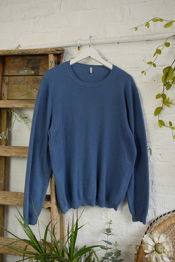 Vintage Cashmere Jumper in Blueberry - Size XXL by All About Audrey